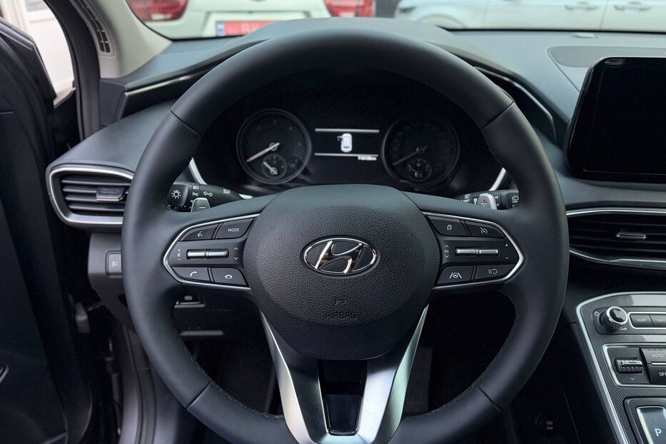 Продам Hyundai Santa FE 2021 року у Одесі