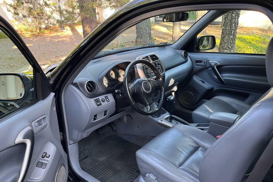 Продам Toyota Rav 4 +380679022235 Вайбер Вацап 2005 року у м. Харцизьк, Донецька область