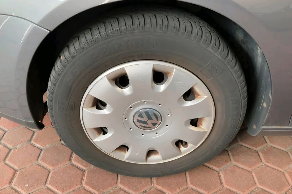 Продам Volkswagen Golf V 1.6 MPI UNITED  2006 року у Львові
