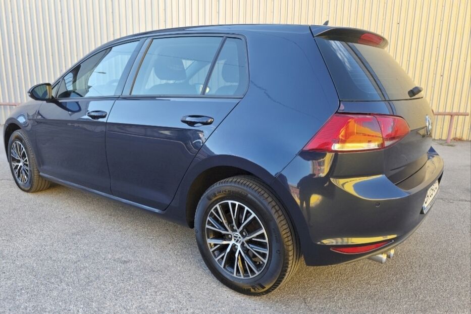 Продам Volkswagen Golf VII 1,8 TSI (USA) турбований 2016 року у Кропивницькому