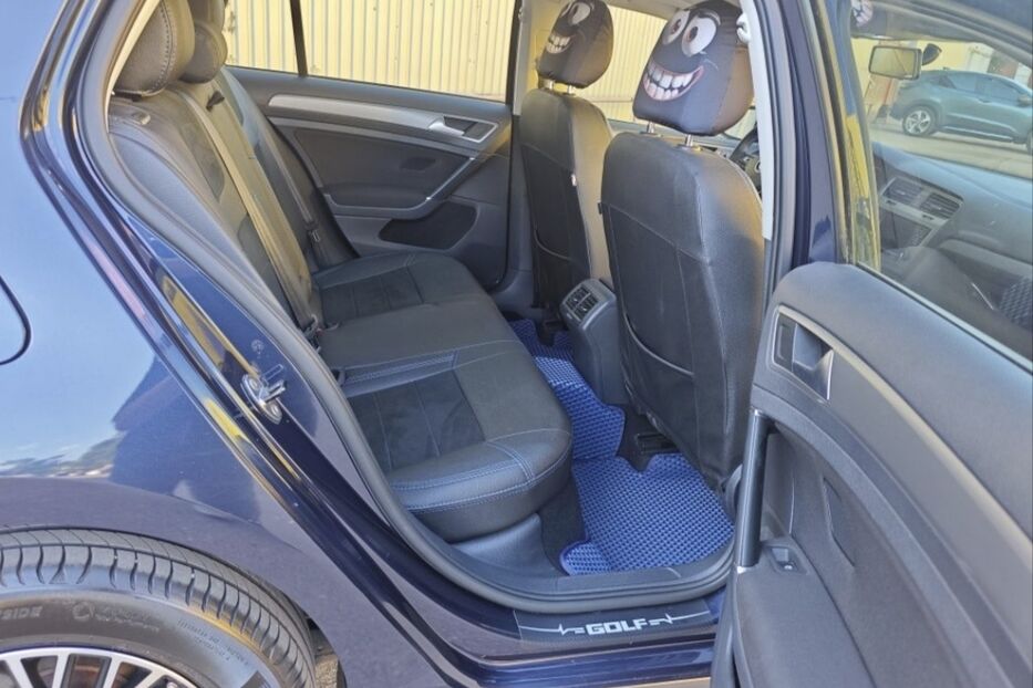 Продам Volkswagen Golf VII 1,8 TSI (USA) турбований 2016 року у Кропивницькому