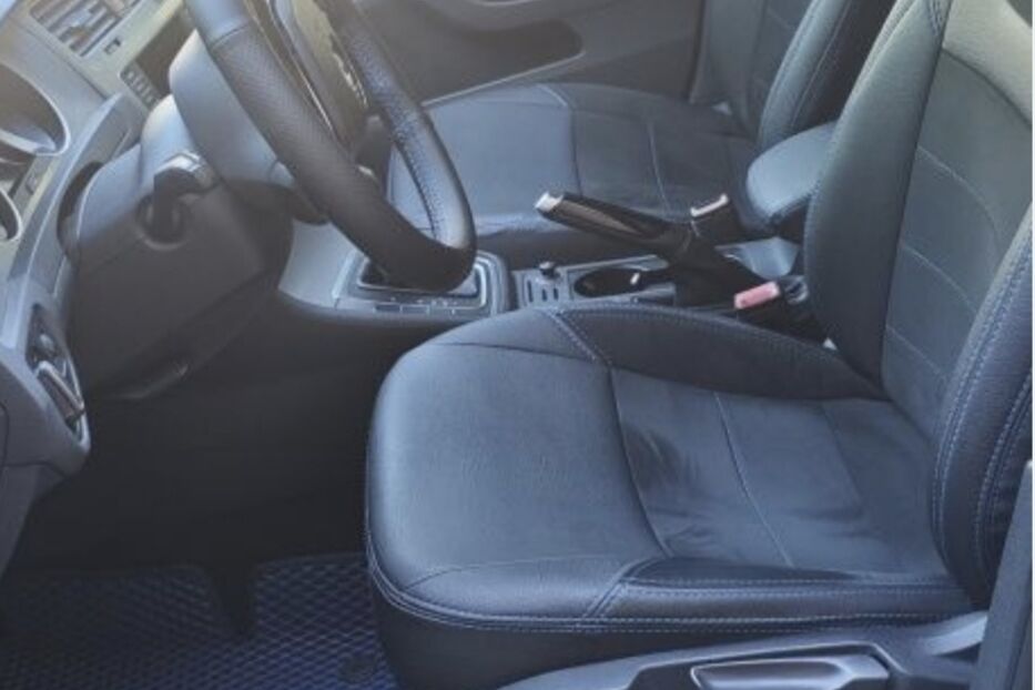 Продам Volkswagen Golf VII 1,8 TSI (USA) турбований 2016 року у Кропивницькому