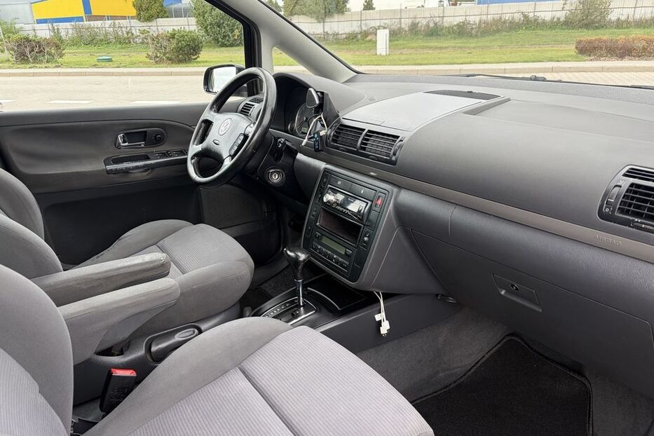 Продам Volkswagen Sharan 2003 року у м. Чугуїв, Харківська область