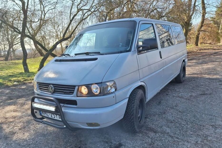 Продам Volkswagen T4 (Transporter) пас. +380967831969 Viber WhatsApp  2002 року у Рівному