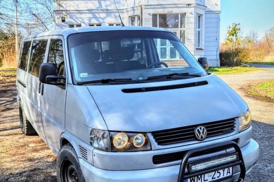 Продам Volkswagen T4 (Transporter) пас. +380967831969 Viber WhatsApp  2002 року у Рівному