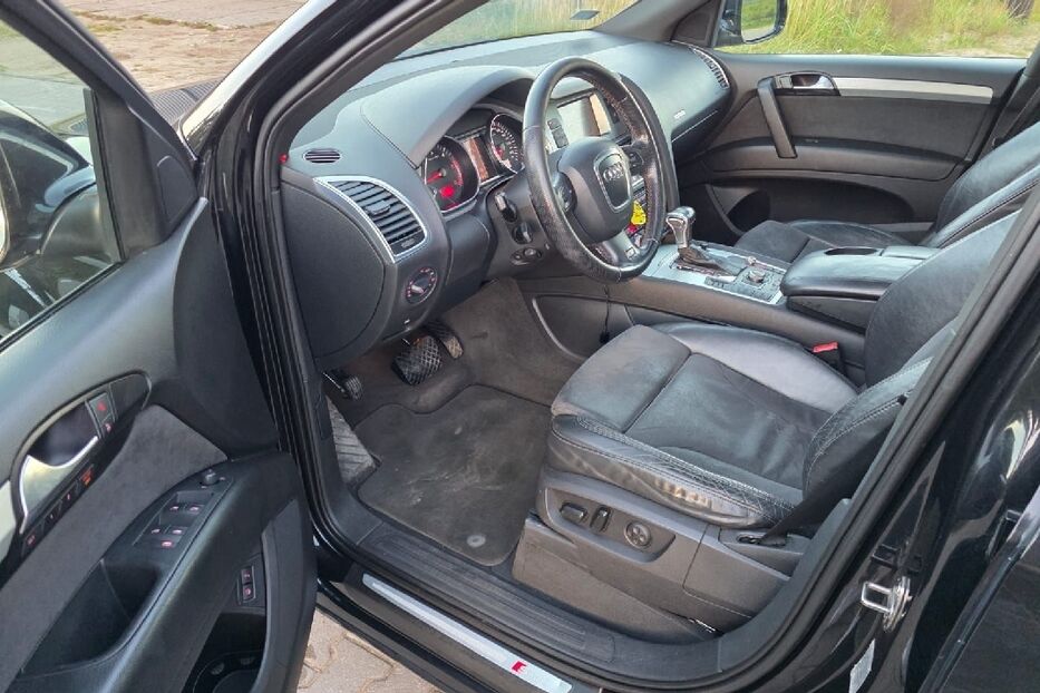 Продам Audi Q7 2007 року у Дніпрі