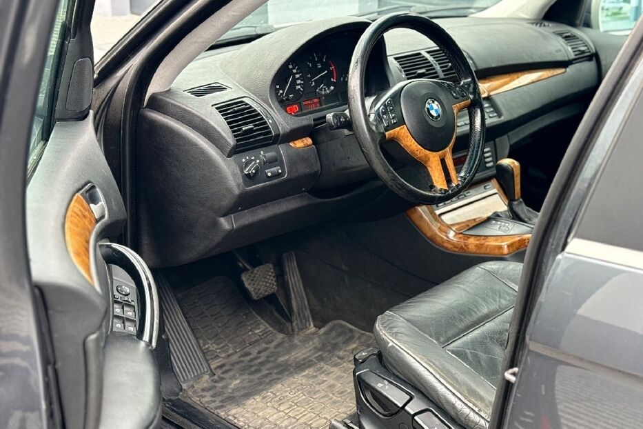 Продам BMW X5 2001 року у Херсоні