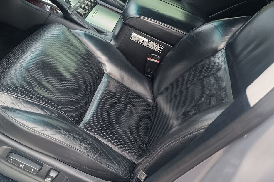 Продам Lexus LX 570 2011 року у Одесі