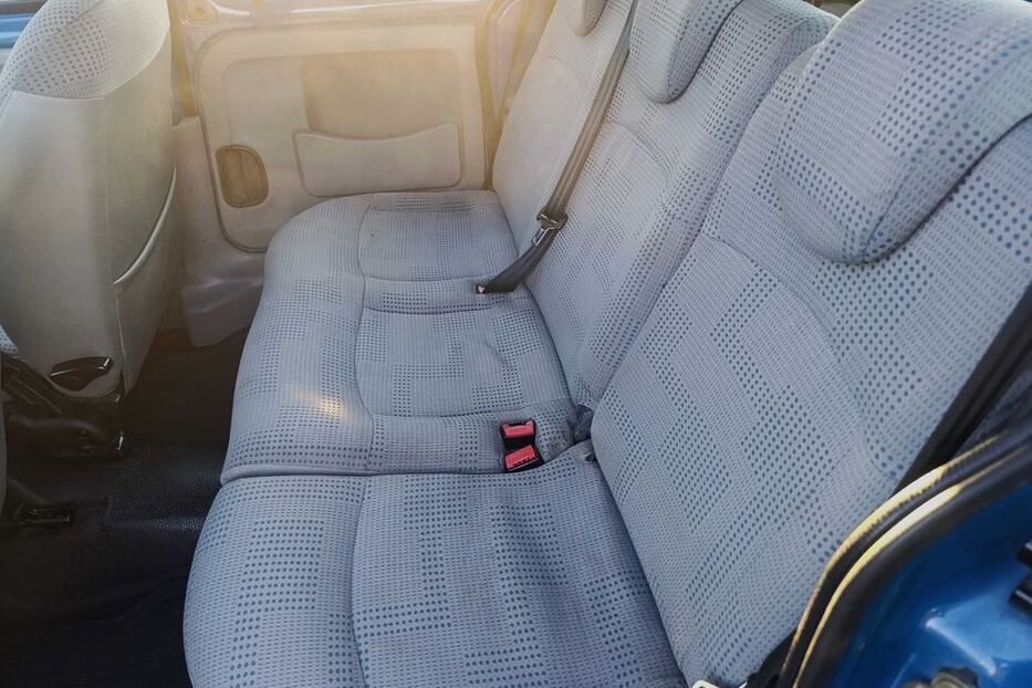 Продам Renault Kangoo пас. 2006 року у Сумах