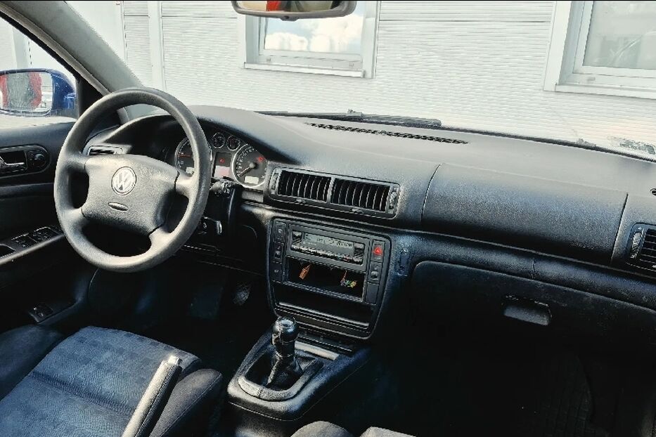 Продам Volkswagen Passat B5 2002 року у Харкові