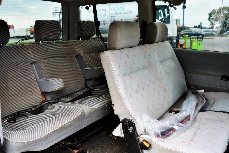 Продам Volkswagen T4 (Transporter) пас. +380970100767 WhatsApp viber 2002 року у Запоріжжі
