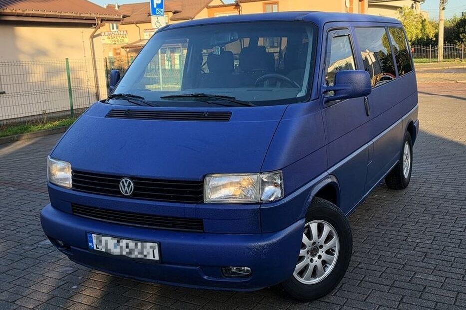 Продам Volkswagen T4 (Transporter) пас. 2002 року у Дніпрі