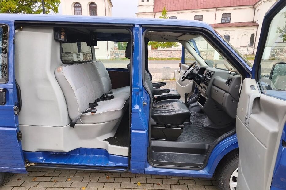 Продам Volkswagen T4 (Transporter) пас. 2000 року у Харкові