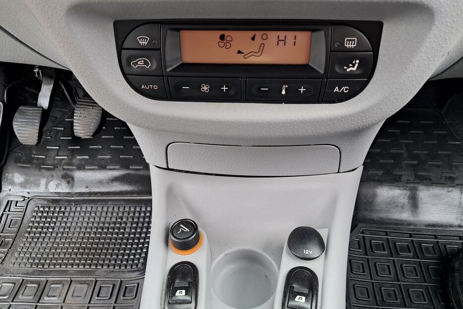Продам Citroen C3 2004 року у м. Гайсин, Вінницька область