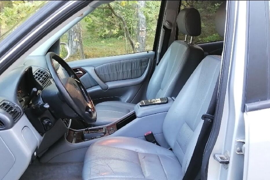 Продам Mercedes-Benz ML 270 270 2004 року у Києві