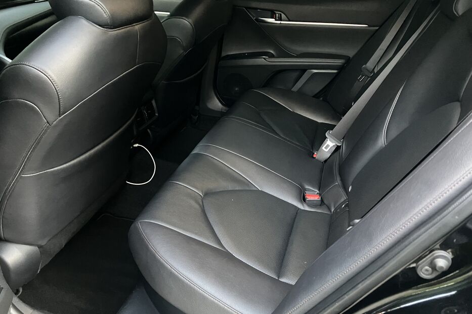 Продам Toyota Camry Prestige  2020 року у Києві