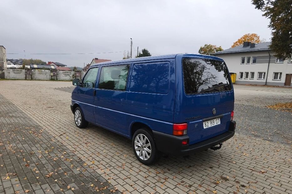 Продам Volkswagen T4 (Transporter) пас. 2003 року у Харкові