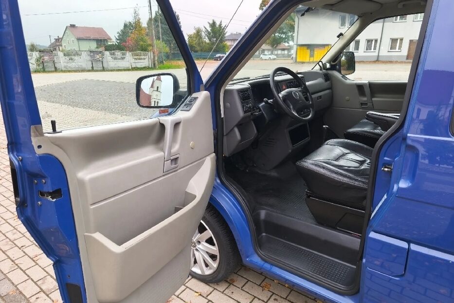 Продам Volkswagen T4 (Transporter) пас. 2003 року у Харкові