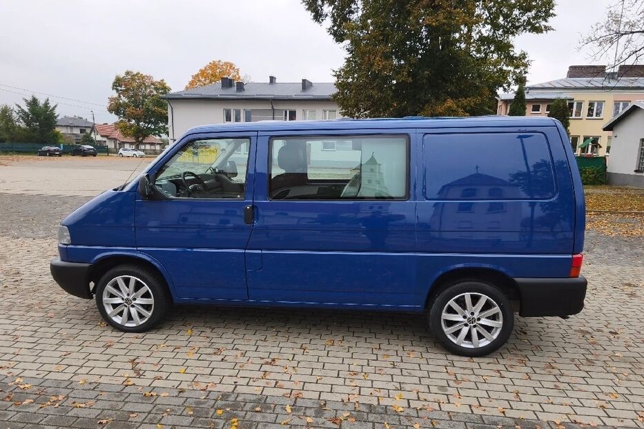 Продам Volkswagen T4 (Transporter) пас. 2003 року у Харкові