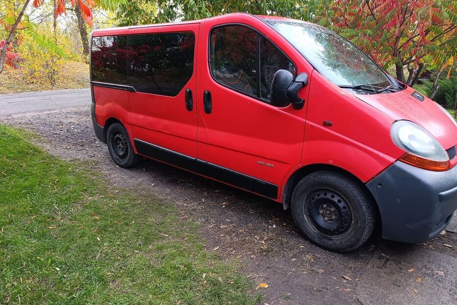 Продам Renault Trafic пас. 2004 року у м. Балаклія, Харківська область