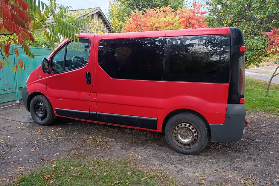 Продам Renault Trafic пас. 2004 року у м. Балаклія, Харківська область