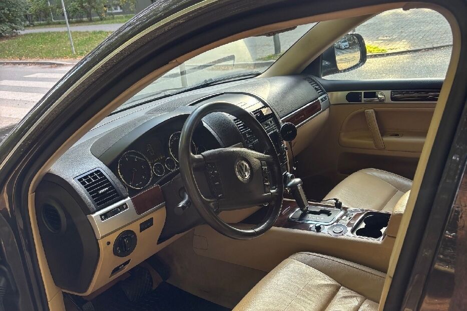 Продам Volkswagen Touareg 2007 року у Харкові
