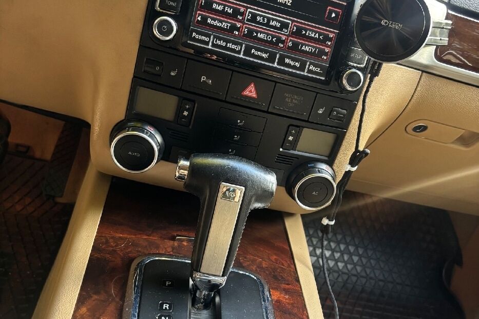 Продам Volkswagen Touareg 2007 року у Харкові