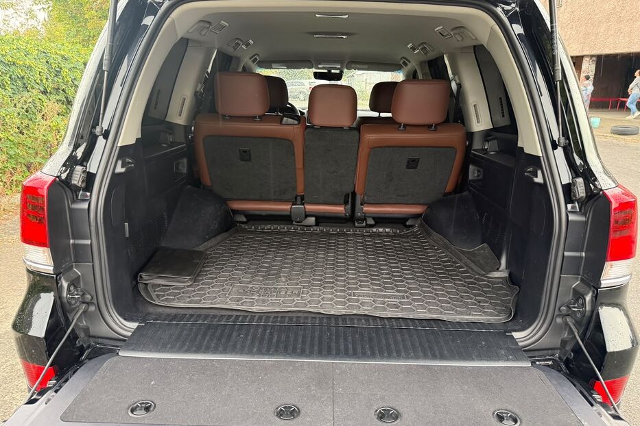 Продам Toyota Land Cruiser 200 2019 року у Києві