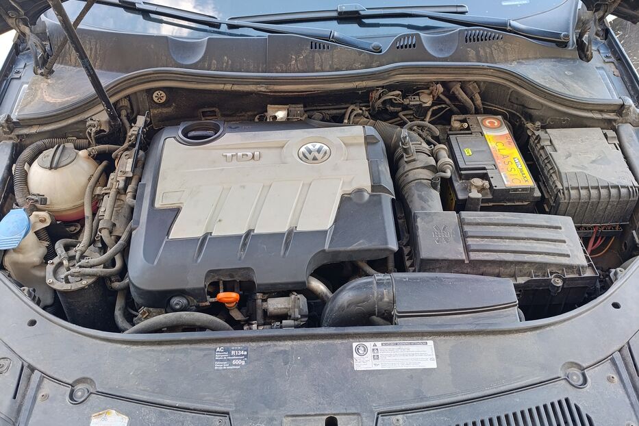 Продам Volkswagen Passat B6 2009 року у м. Золочів, Львівська область