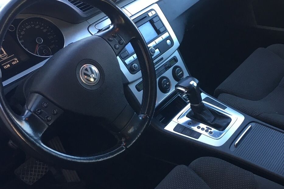 Продам Volkswagen Passat B6 2009 року у м. Золочів, Львівська область