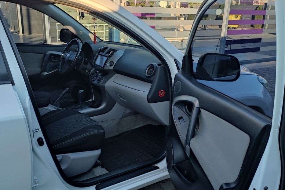 Продам Toyota Rav 4 2006 року у Одесі