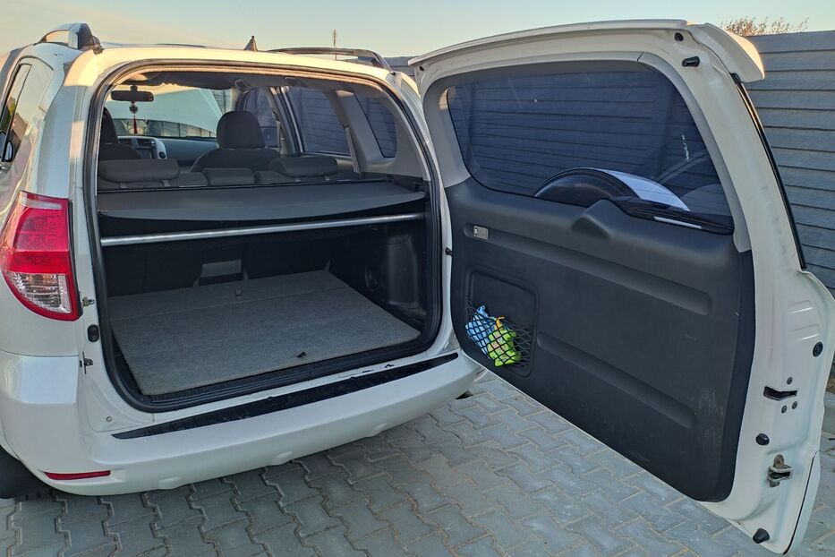 Продам Toyota Rav 4 2006 року у Одесі
