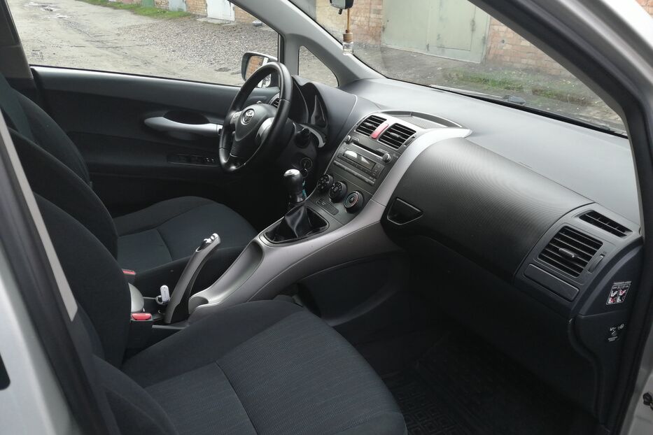 Продам Toyota Auris 2008 року у м. Ніжин, Чернігівська область