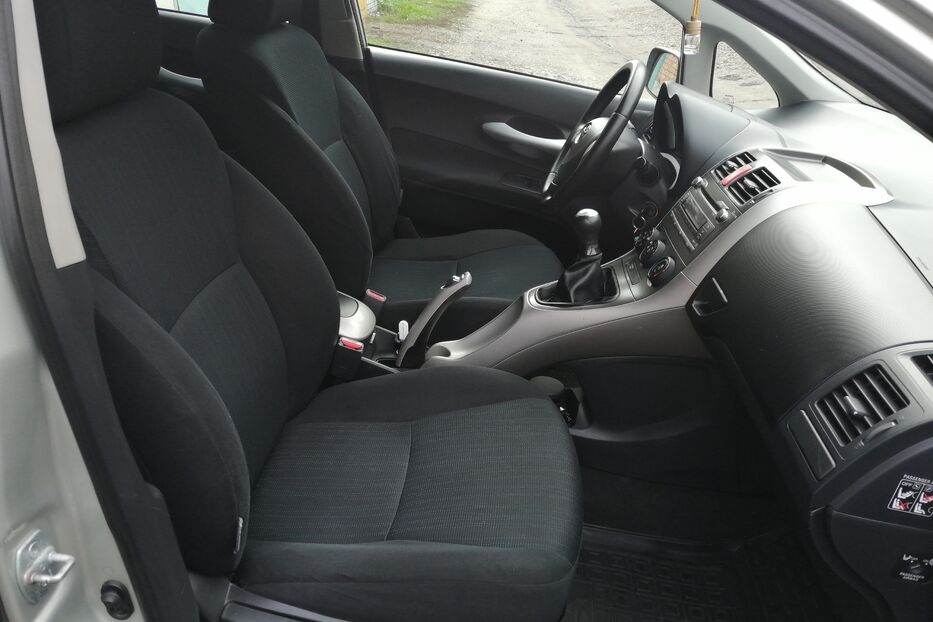 Продам Toyota Auris 2008 року у м. Ніжин, Чернігівська область