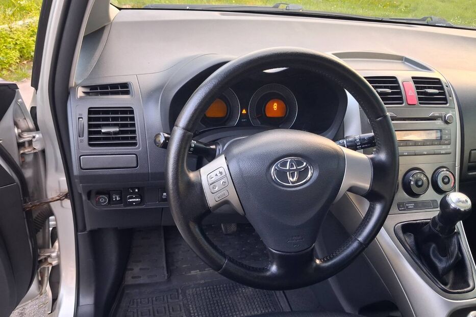 Продам Toyota Auris 2008 року у м. Ніжин, Чернігівська область