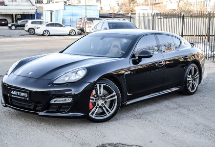 Продам Porsche Panamera Turbo 2012 року у Києві
