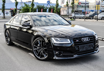 Продам Audi S8 PLUS 2016 року у Києві