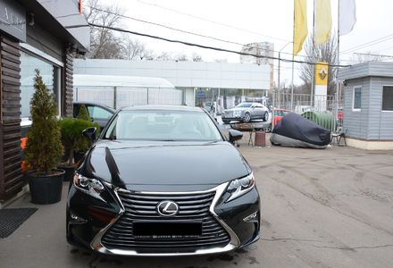 Продам Lexus ES 250 2018 года в Одессе