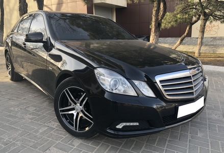 Продам Mercedes-Benz E-Class CDI 2009 года в Днепре