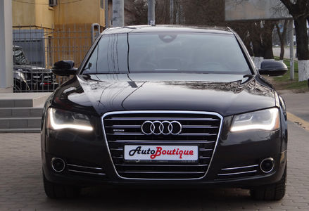 Продам Audi A8 2011 года в Одессе