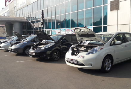 Продам Nissan Leaf 2013 года в г. Кривой Рог, Днепропетровская область