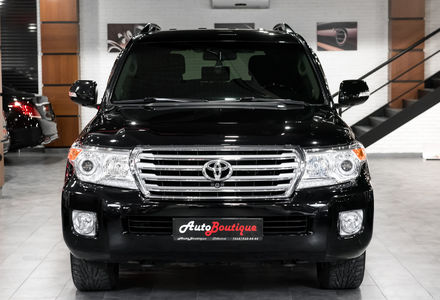 Продам Toyota Land Cruiser 200 2013 года в Одессе