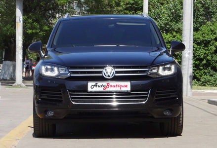 Продам Volkswagen Touareg 2012 года в Одессе