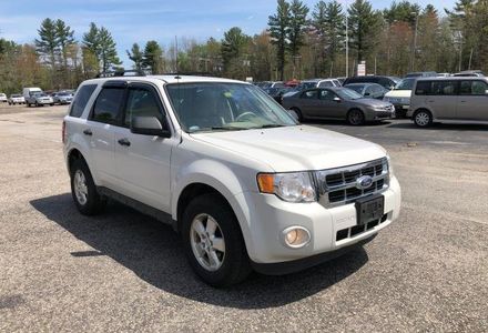 Продам Ford Escape XLT 2012 года в Киеве