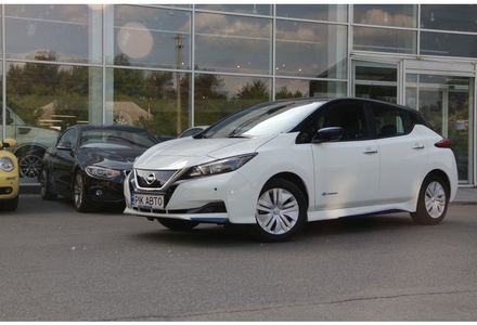 Продам Nissan Leaf  Visia 40kWh + Dynamic 2018 года в Киеве