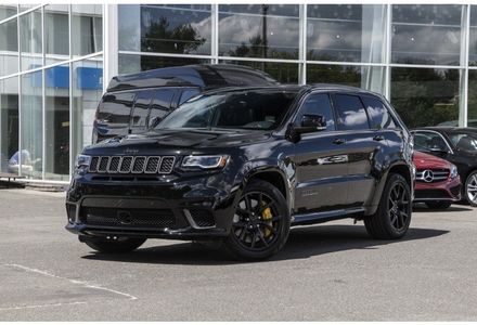 Продам Jeep Grand Cherokee TRACKHAWK 2018 года в Киеве