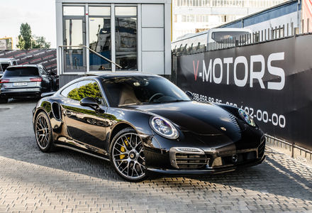 Продам Porsche 911 Turbo S 2016 года в Киеве