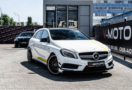 Продам Mercedes-Benz A-Class 45 AMG 2015 года в Киеве