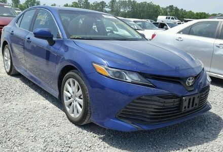 Продам Toyota Camry LE 2018 года в Киеве