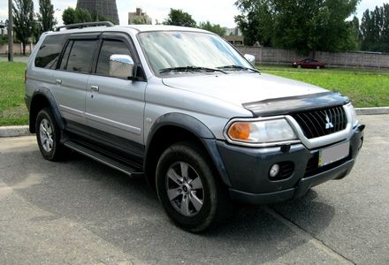 Продам Mitsubishi Pajero Sport 2005 года в Киеве